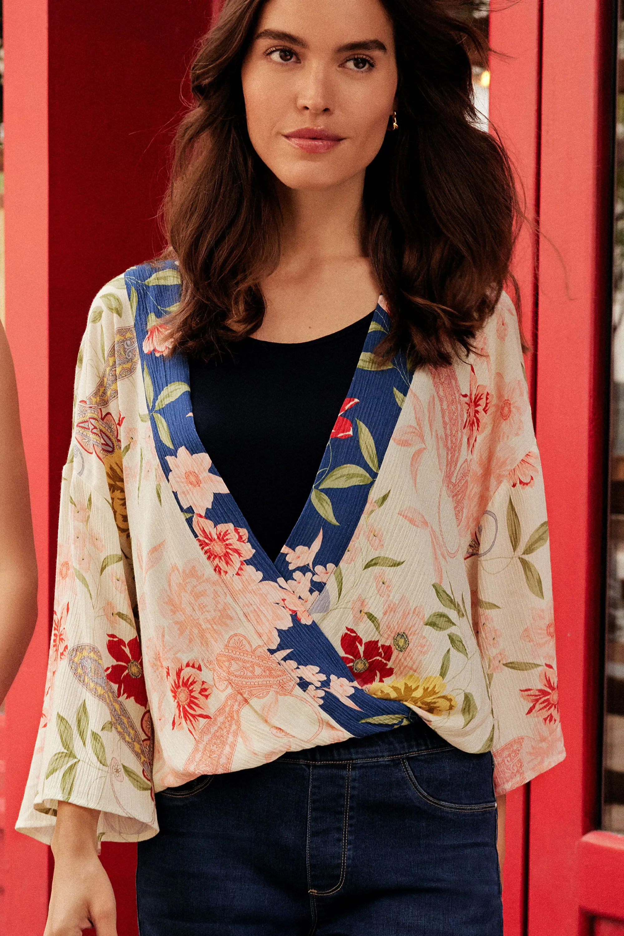 FLORAL OVERLAP BLOUSE