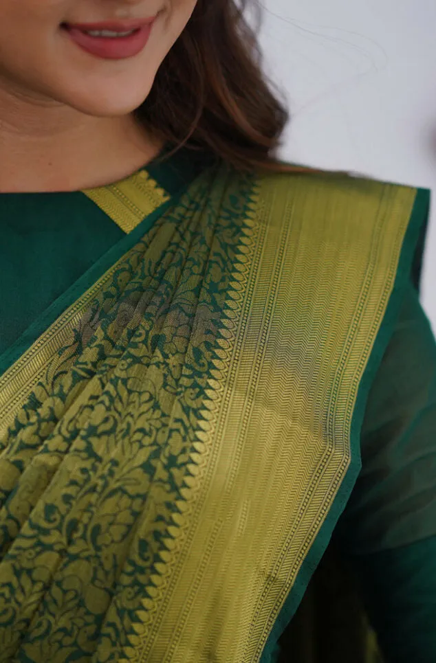 Pleasurable Dark Green Soft Silk Saree With Petrichor Blouse Piece