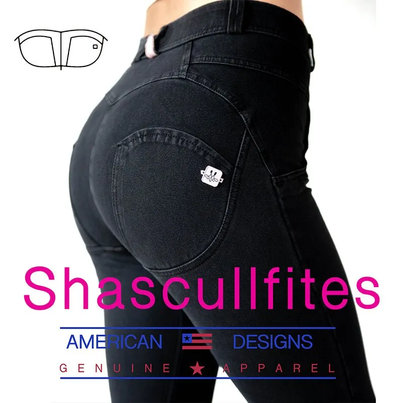 Shascullfites bum lifting denims - MEDIUM WAIST