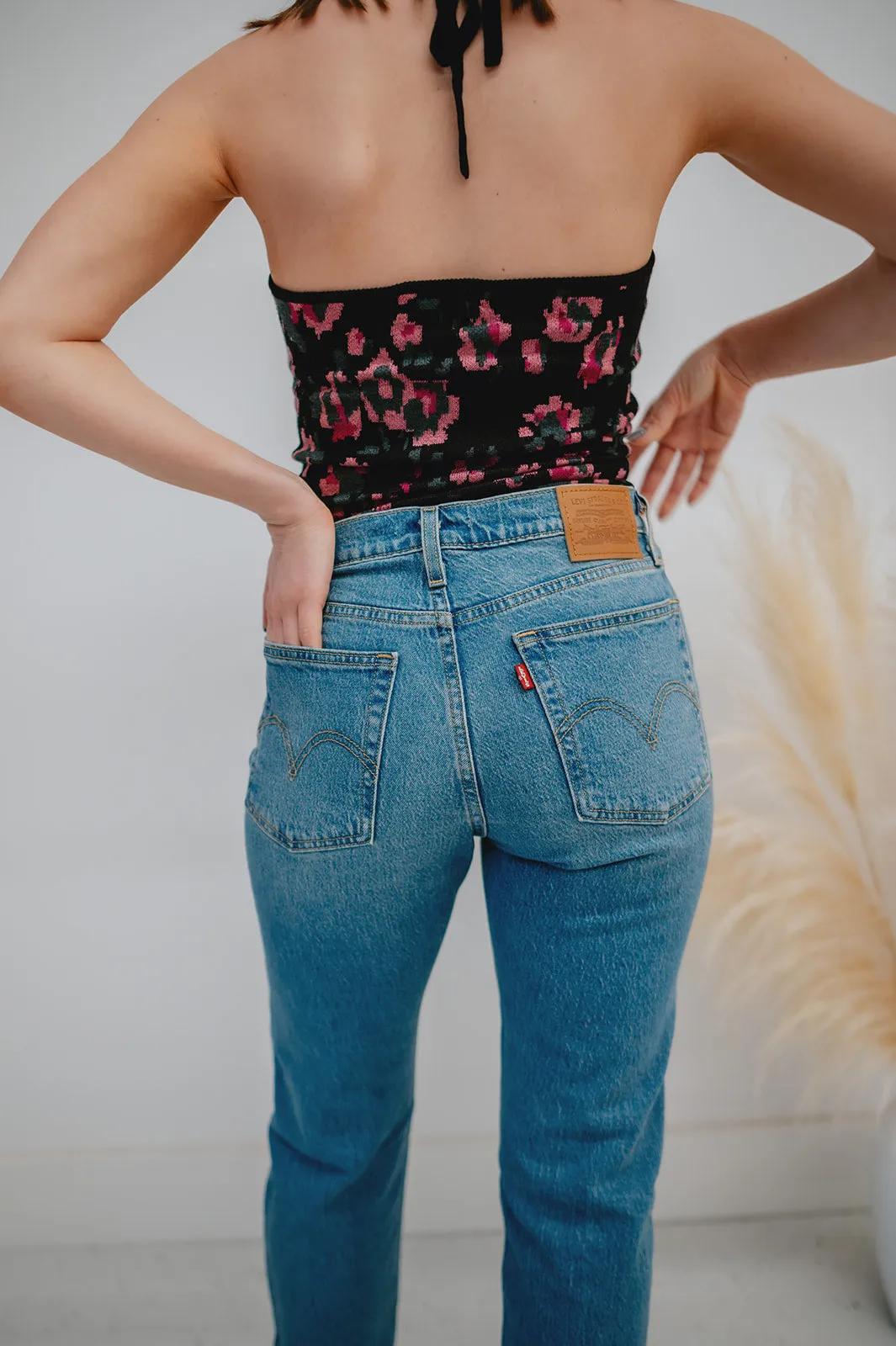 The Wedgie Straight Jeans by Levi's - Christina